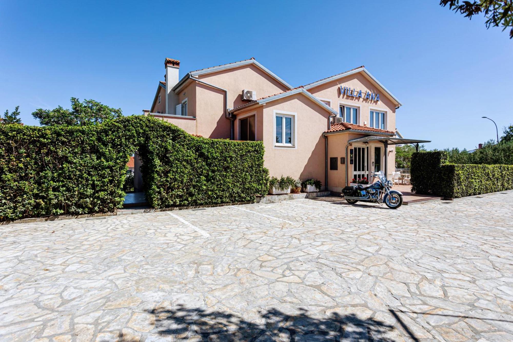 B&B Villa Ana Krk Town Exteriér fotografie