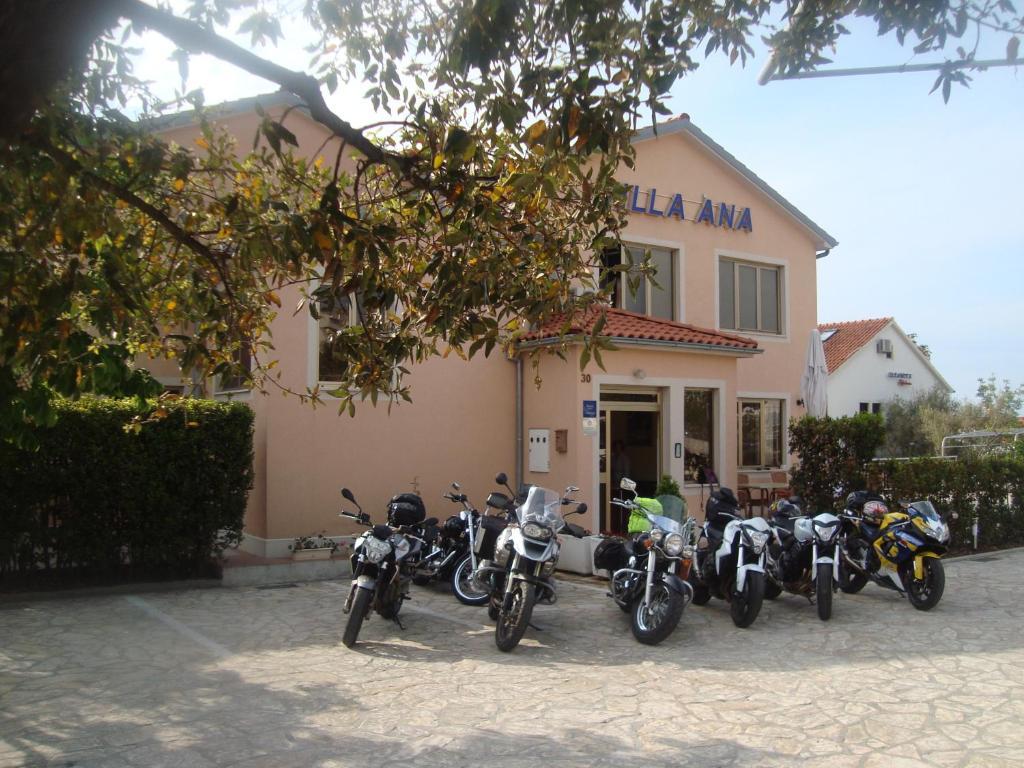 B&B Villa Ana Krk Town Exteriér fotografie