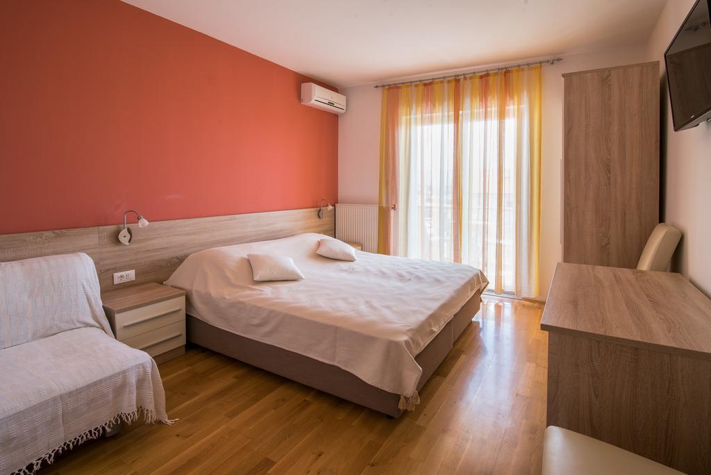 B&B Villa Ana Krk Town Exteriér fotografie