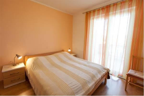 B&B Villa Ana Krk Town Exteriér fotografie